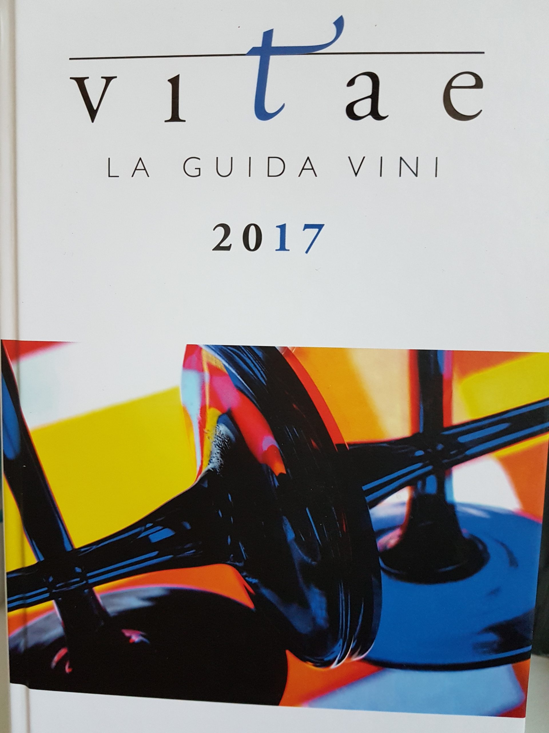 Guida Vini 2017 - Vitae Recensione per i Vini Toscani di Cacciagrande